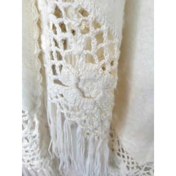 Alpaca blend Exotic Shawl Wrap Triangle style Simply Natural - Picture 9 of 10